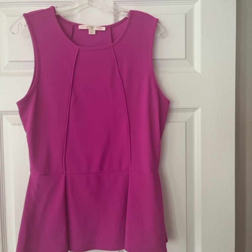 BOSTON PROPER TRAVEL PEPLUM SLEEVELESS TOP